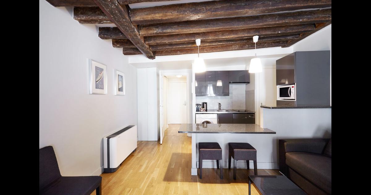 Apartments Du Louvre - St-Honoré, Paris - Compare Deals