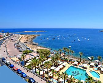 كورا بالاس ريزورت آند سبا - Saint Paul’s Bay - المظهر الخارجي