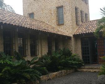 Castillo Resort - Tambor - Edificio