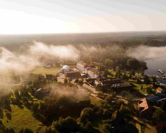 Hotel Mazurski Raj - Ruciane-Nida - Widok na zewnątrz
