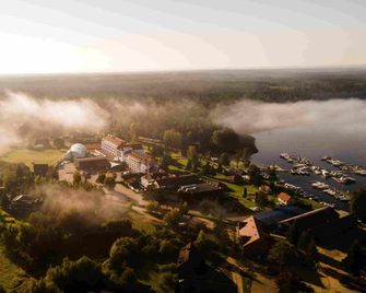 Mazurski Raj Hotel Marina & Spa - Ruciane-Nida - Outdoors view