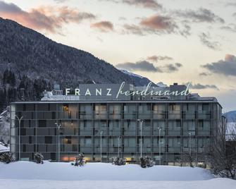 FRANZ ferdinand Mountain Resort Nassfeld - Tröpolach - Edificio