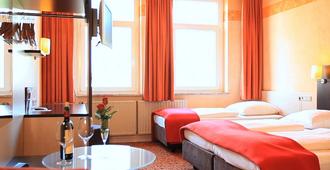 Adesso Hotel - Kassel - Yatak Odası