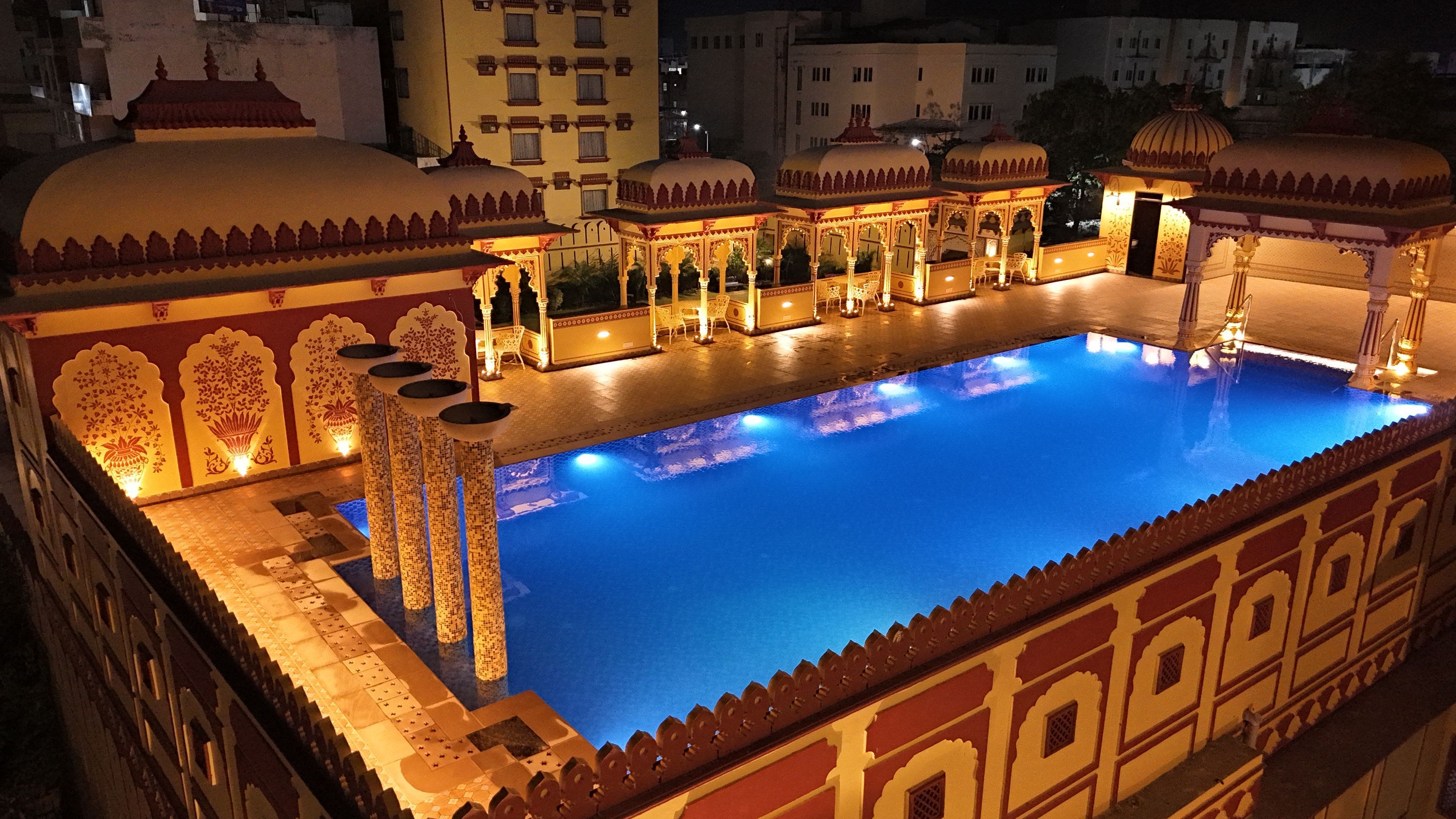 Umaid Haveli-A Heritage Style Hotel & Resort - Jaipur - Piscine