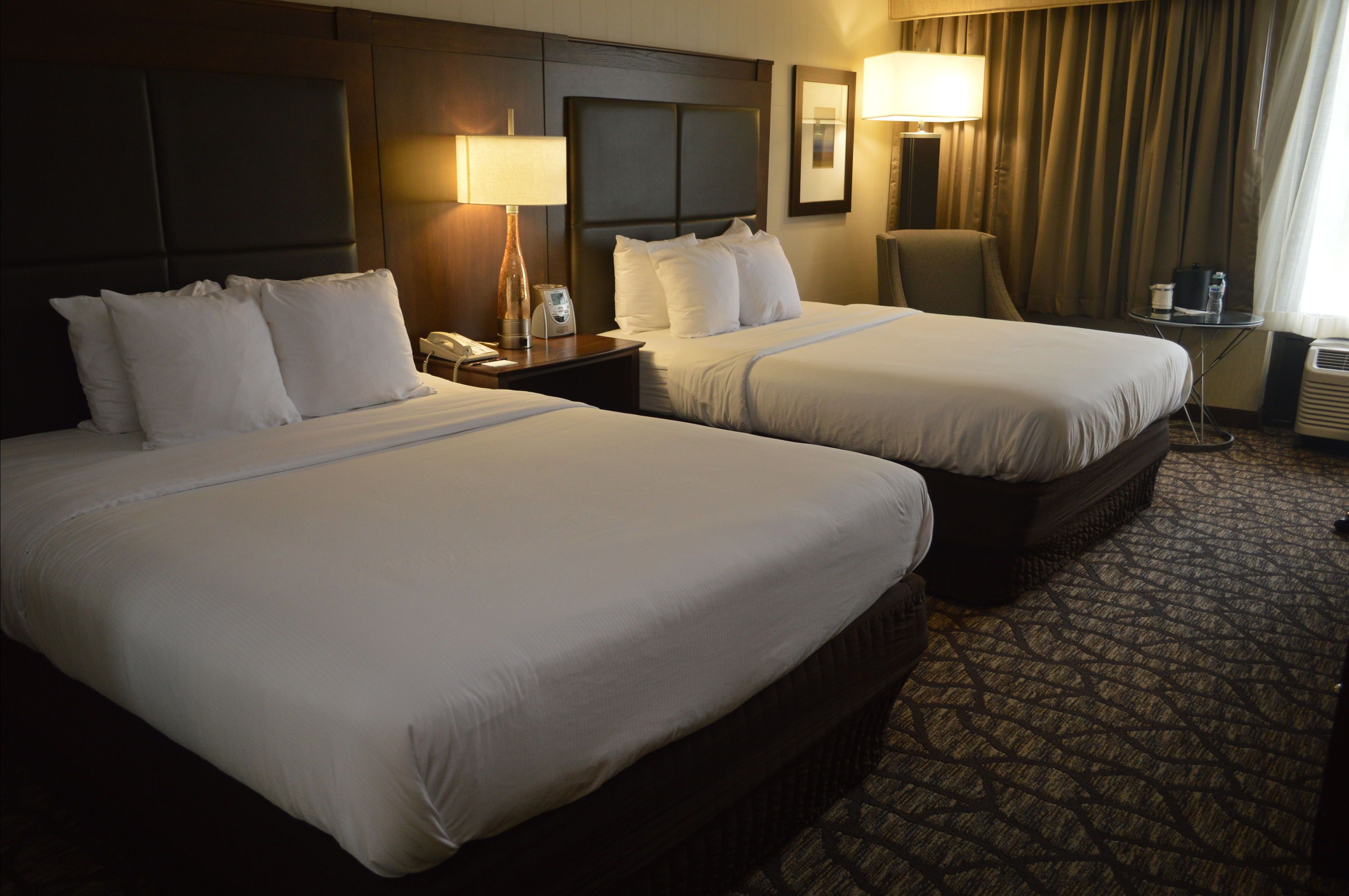 Bedroom view of Red Lion Hotel North Baltimore