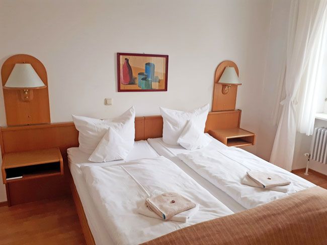 Gästehaus Reisinger - Straubing - Bedroom