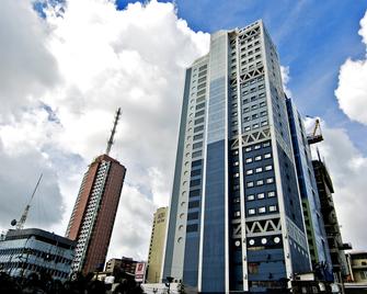 Berjaya Makati Hotel - Makati - Toà nhà