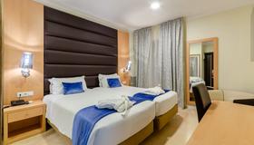 Hotel Inn Rossio - Lisbon - Bedroom