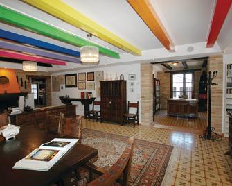 Casale Civetta with private pool - Senigallia - Sala de estar