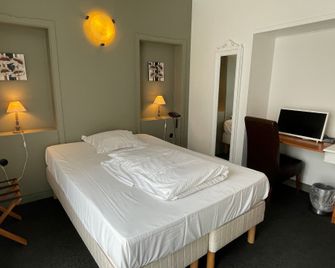 Malcot Hotel - Mecheln - Schlafzimmer