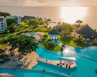 Royal Zanzibar Beach Resort - Nungwi - Pool
