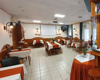 Hotel Baross - Győr - Bar