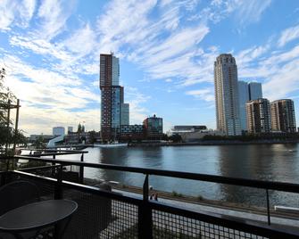 Bed, Bites & Business Hotel Rotterdam - Rotterdam - Widok na zewnątrz
