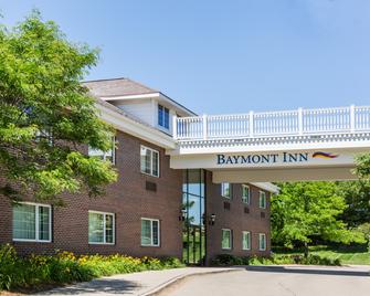 Baymont by Wyndham Des Moines Airport - Des Moines - Rakennus