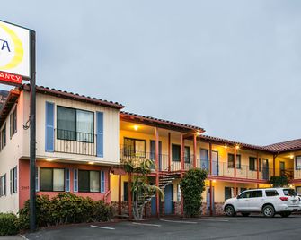 La Luna Inn, a C-Two Hotel - San Francisco - Building