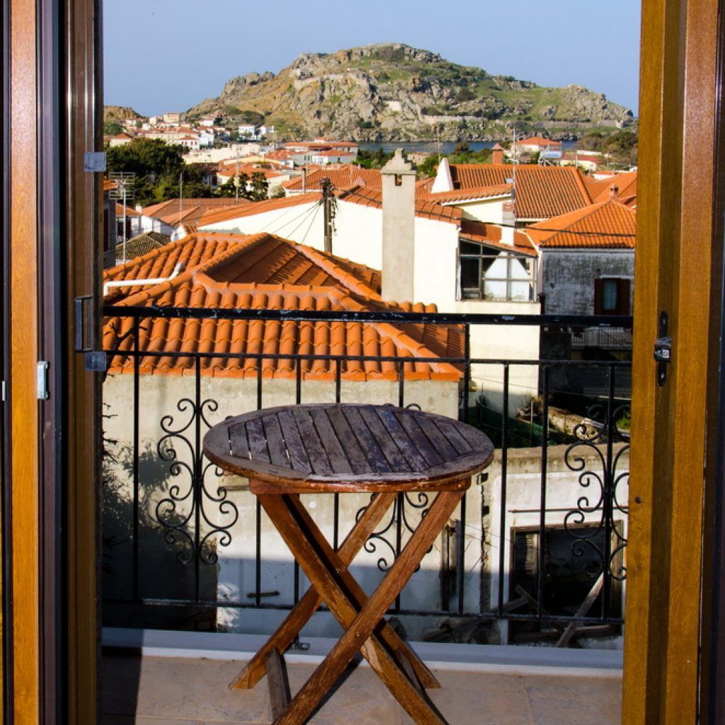 Ypsipyli Stone - Myrina - Balcony