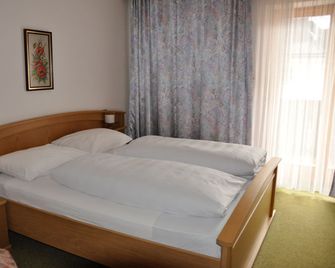 Garni Kofler - Tirolo - Slaapkamer
