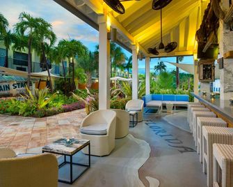 24 North Hotel - Key West - Bar