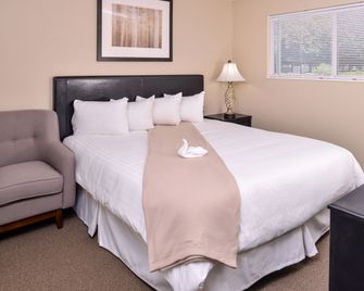 Interurban Suites Hotel - Tukwila - Soveværelse