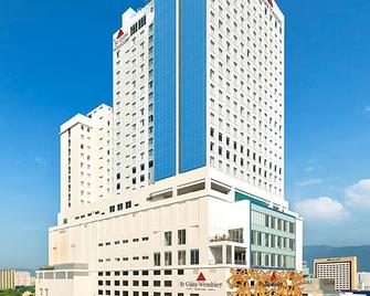 The Wembley A St Giles Hotel Penang - George Town - Building