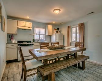 دايتونا إن آند سويتس - وايلدوود (نيوجيرسي) - مطبخ