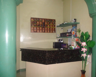 Hostal Galapagos - Guayaquil - Front desk