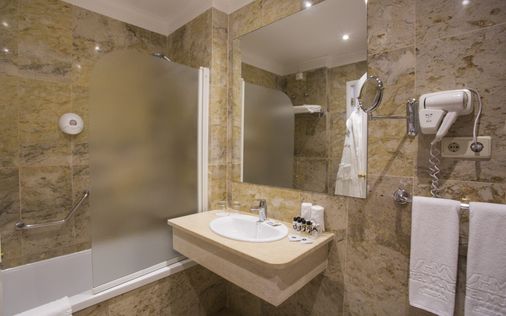 Hotel Mundial - Lissabon - Bad