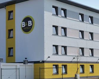 B&B Hotel Baden-Airpark - Rheinmunster - Edificio