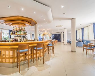 ألوا سون لاجو روجو - توريمولينوس - بار