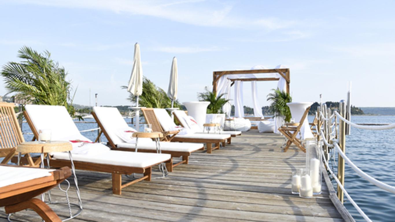 هوتل ميرنا - لايف كلاس هوتلز آند سبا، بورتوروج