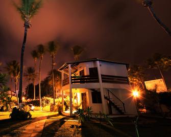 Windtown Beach Hotel - Cumbuco - Building