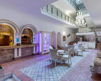 Adalya Port Hotel - אנטליה - שירותי מקום האירוח