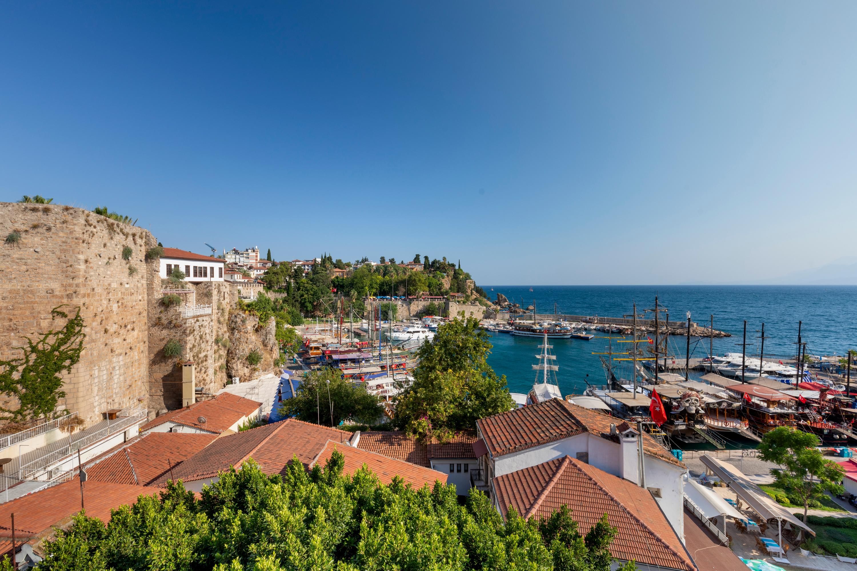 Adalya Port Hotel thumbnail 2