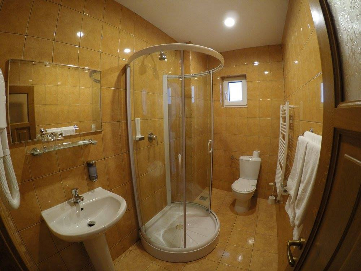 Hotel Hermes - Alba Iulia - Badkamer