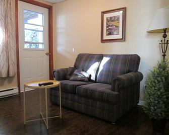 Patala - Hébergement - Sainte-Anne-de-Beaupré - Sala de estar