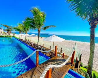 Palace Praia Hotel - פלוריאנופוליס - בריכה