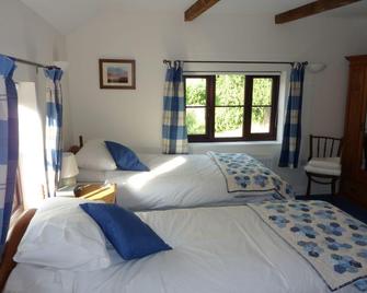 Shepherds Row Bed And Breakfast - Northampton - Bedroom