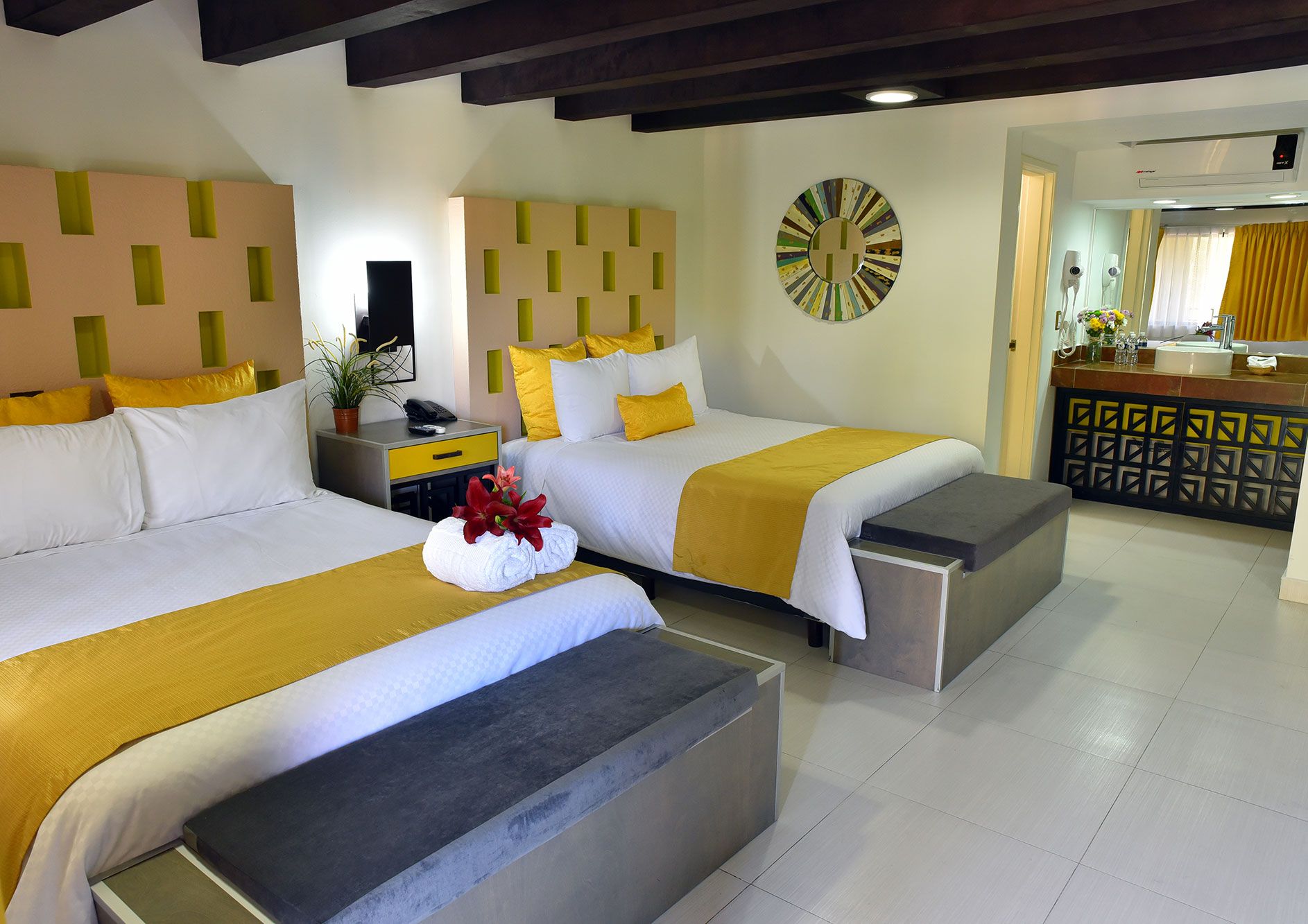 باجا إن هوتلس ريو - تيجوانا - غرفة نوم