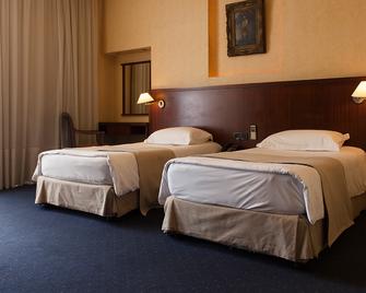 Mayflower Hotel - Beirute - Quarto