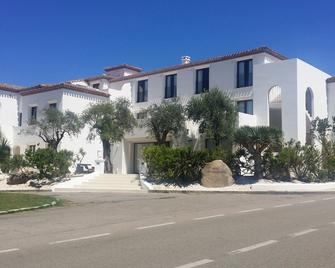 Hotel La Vecchia Marina - Arbatax - Building