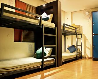 Stops Hostel - New Delhi - Soverom
