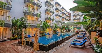 Eden Hotel Kuta Bali - Kuta - Pool