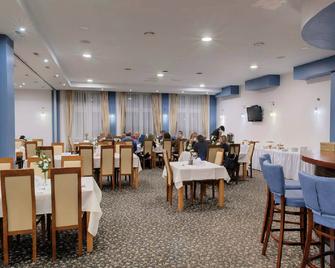 Hotel Komfort - Krzywaczka - Restaurant