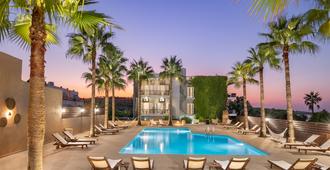 Sea View Hotel & Apartments - Chania - Pool