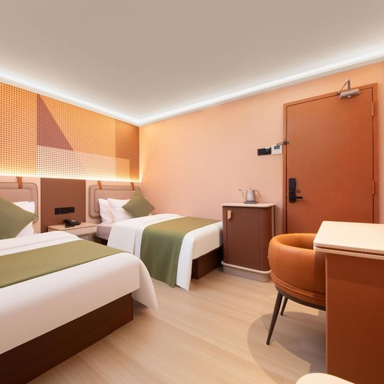 Hotel 165 - Newly Renovated image 1