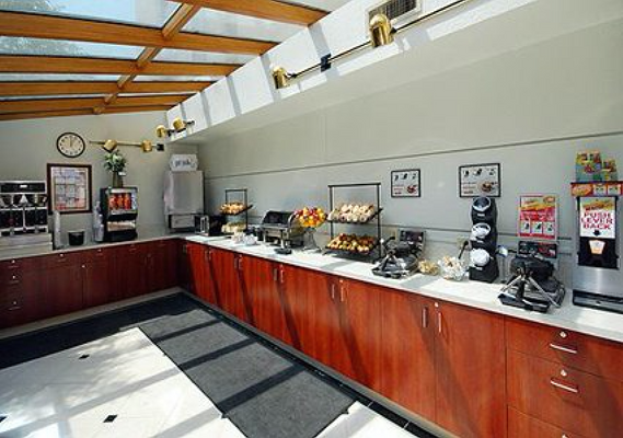 Comfort Inn Suites Sea Tac Airport C 93 C 1 7 3 Seatac