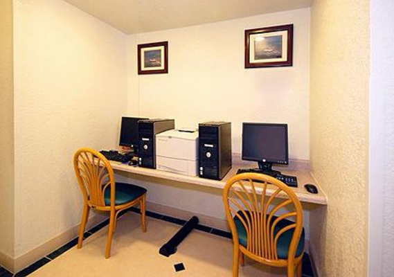 Comfort Inn Suites Sea Tac Airport C 93 C 1 7 3 Seatac