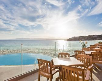 Hotel Best Negresco - סאלו - בריכה