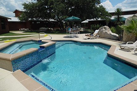 La Hacienda Rv Resort Cottages 167 2 1 0 Austin Hotel