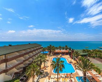 Galeri Resort Hotel - Okurcalar - Bâtiment
